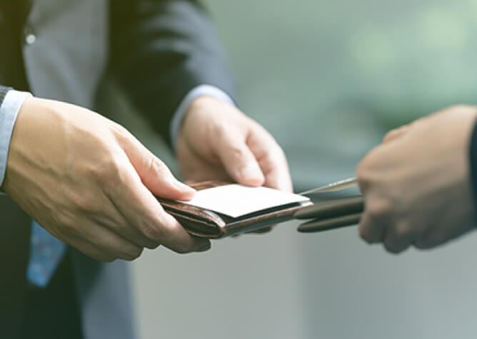 必要に応じて、貴社の名刺を持って営業活動も実施します