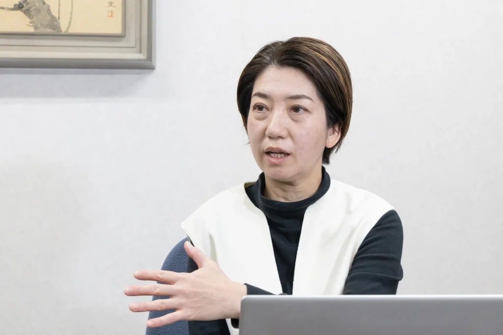 繊維製造部門マーケティング室次長 川西 暁子様_丸光産業株式会社様_株式会社Pro-D-useコンサルティング事例